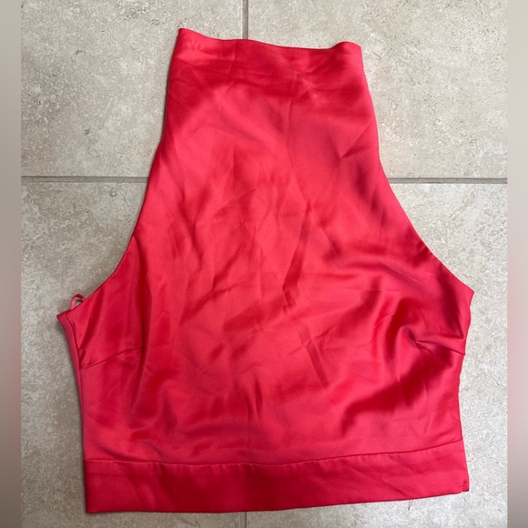 Vibrant Hot Pink Tank - Picture 1 of 3